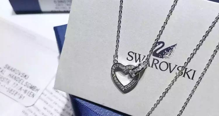 ʩ棨SwarovskiLOGO